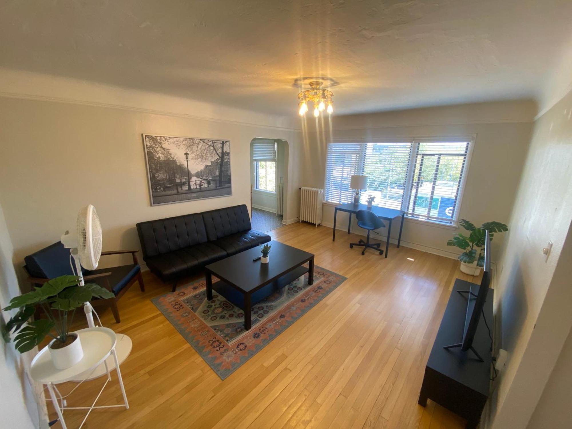Furnished Apartments - Climate Pledge Arena Next Door Сиатъл Екстериор снимка