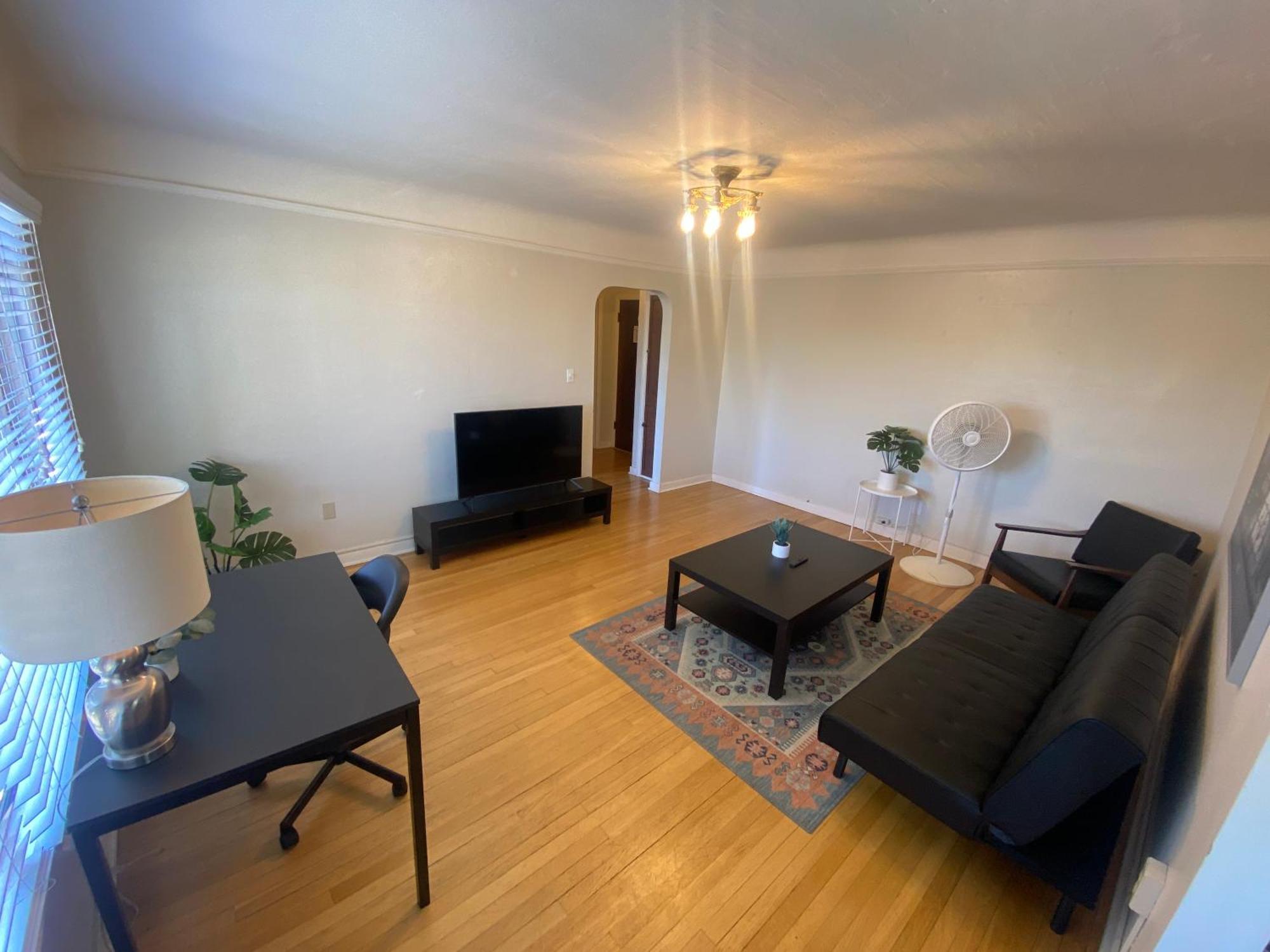 Furnished Apartments - Climate Pledge Arena Next Door Сиатъл Екстериор снимка